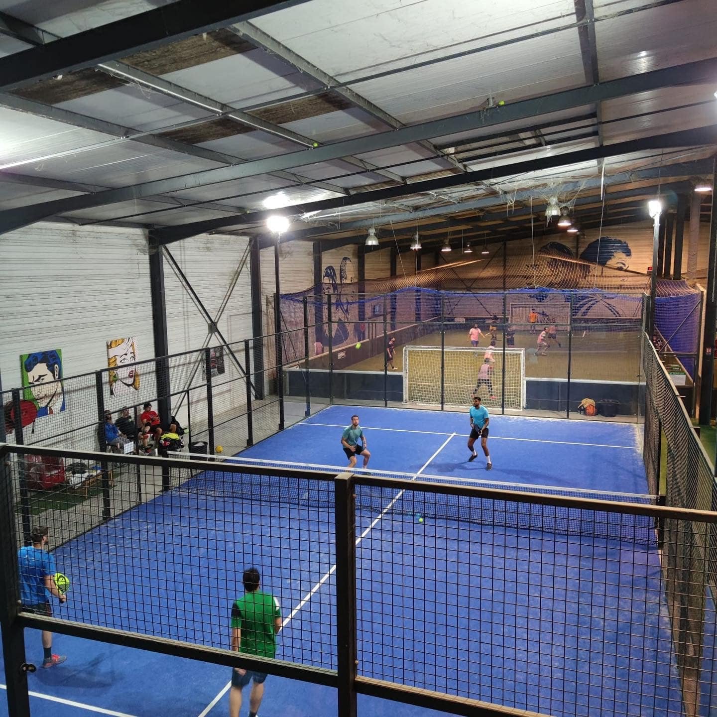 terrain interieur padel arena arles